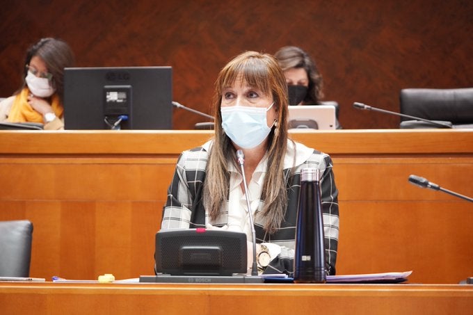 Los nuevos pliegos enfrentan a los grupos en las Cortes Los nuevos pliegos enfrentan a los grupos en las Cortes