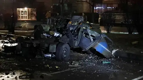 Un coche bomba explota junto a la sede del Gobierno de Donetsk Un coche bomba explota junto a la sede del Gobierno de Donetsk