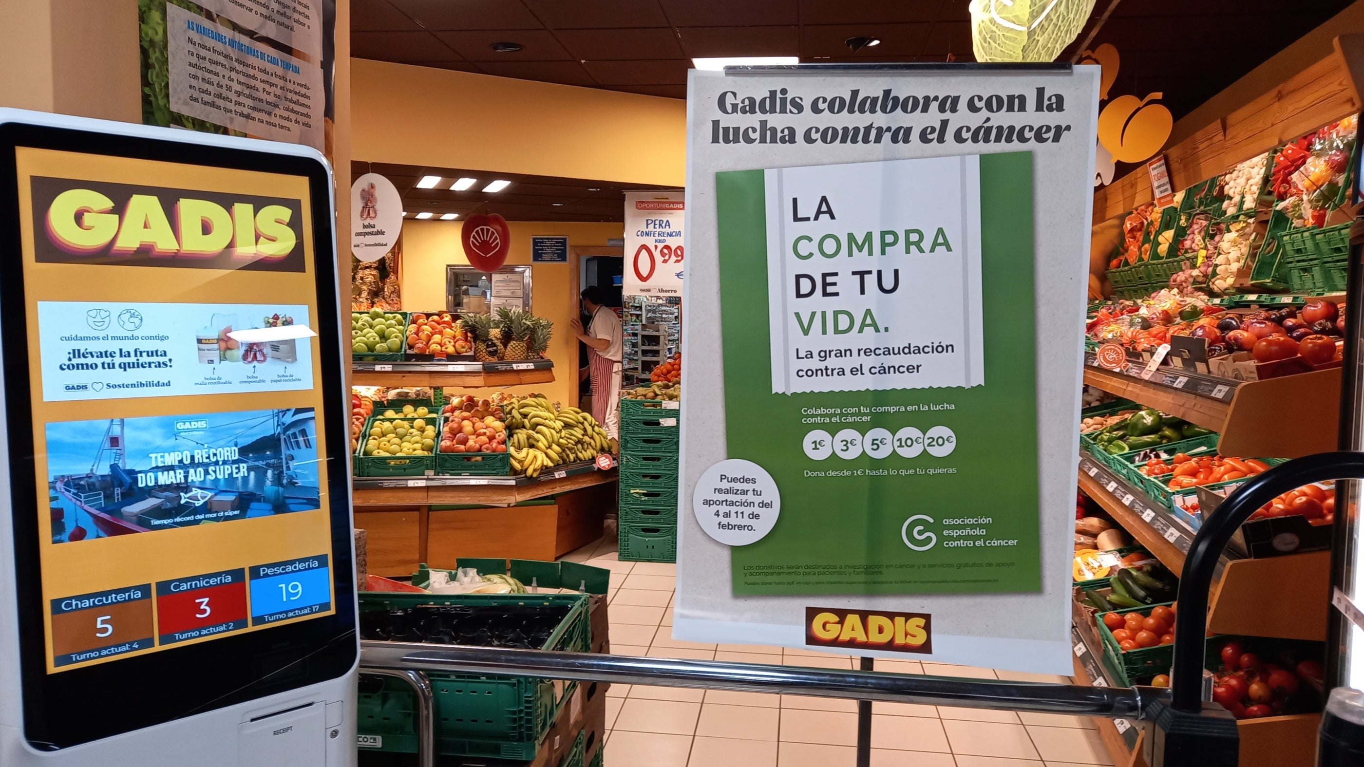 Los clientes de Gadis donan 20.243€ a la Asociación Española contra el Cancer Los clientes de Gadis donan 20.243€ a la Asociación Española contra el Cancer