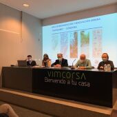 Reunión representantes de VIMCORSA con vecinos de Fuensanta y Santuario