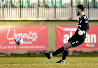 La Segoviana firma frente al Langreo (2-0) el mejor partido del año y logra salir de los puestos de descenso La Segoviana firma frente al Langreo (2-0) el mejor partido del año y logra salir de los puestos de descenso