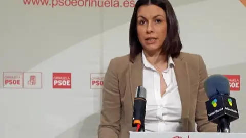 Carolina Gracia, portavoz socialista, "Bascuñana puede contar con nuestro apoyo con condiciones" carolina gracia