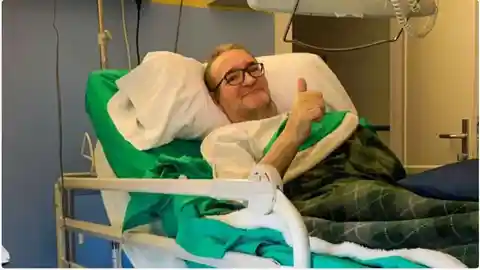 Una imagen de Mariano durante su ingreso en el hospital. Una imagen de Mariano durante su ingreso en el hospital.