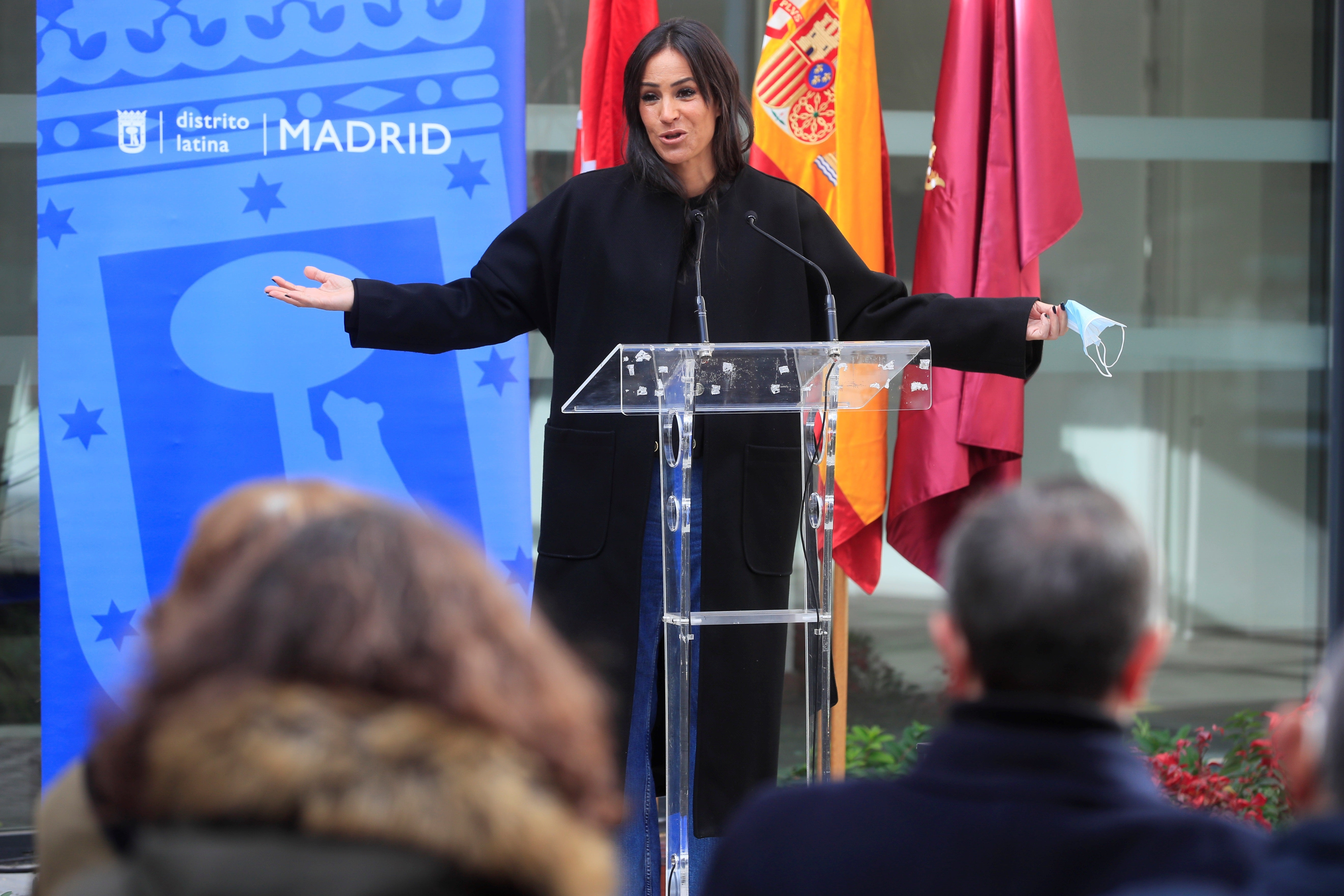 Begoña Villacís descarta presentar una moción de censura y denuncia recibir "presiones" para ello: "No hay base para hacerlo ahora" Begoña Villacís descarta presentar una moción de censura y denuncia recibir "presiones" para ello: "No hay base para hacerlo ahora"