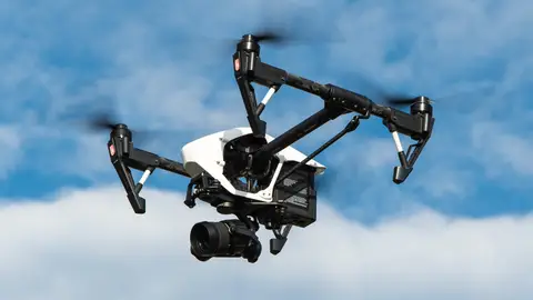 Un dron en vuelo 