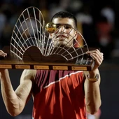 Alcaraz vence en Río y sigue haciendo historia Alcaraz vence en Río y sigue haciendo historia