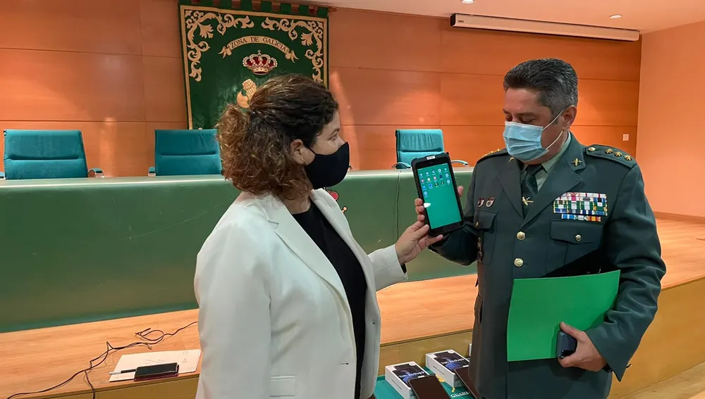 María Rivas, Subdelegada del Gobierno en A Coruña , y el Coronel Francisco Javier Jambrina María Rivas, Subdelegada del Gobierno en A Coruña , y el Coronel Francisco Javier Jambrina