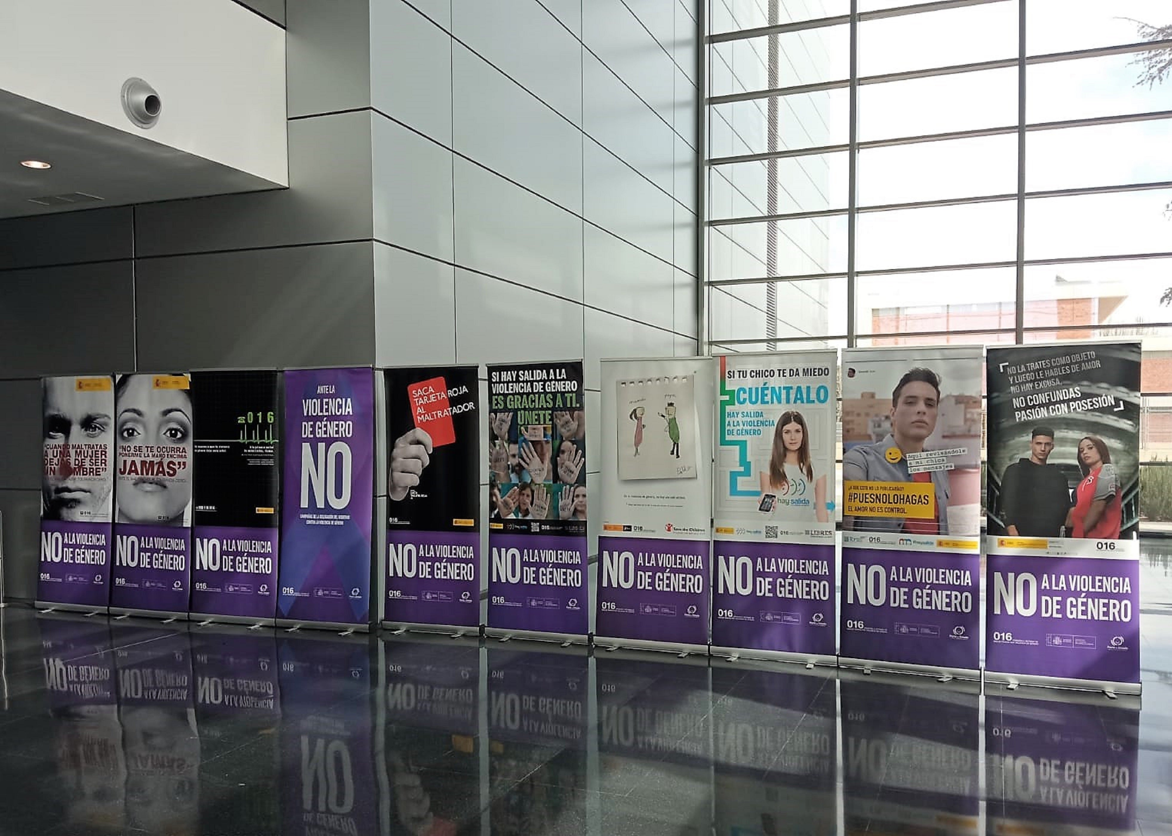 La Ciudad de la Justicia acoge una exposición de cartelería contra la Violencia de Género La Ciudad de la Justicia acoge una exposición de cartelería contra la Violencia de Género