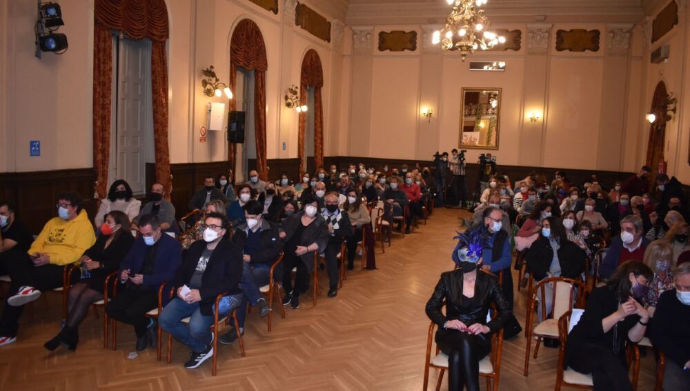 El Antiguo Casino se llenó para disfrutar del pregón El Antiguo Casino se llenó para disfrutar del pregón