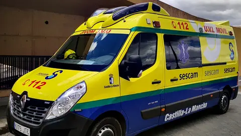 Una ambulancia del SESCAM Una ambulancia del SESCAM