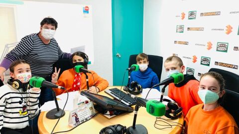 Alumnos del CEIP L'Ermita.
