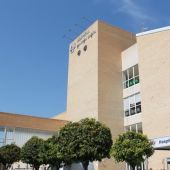 Herido el conductor de un patinete tras chocar contra un autobús en Benidorm 