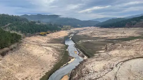 Caen las reservas de agua en Galicia Planeta Verde con Benito García