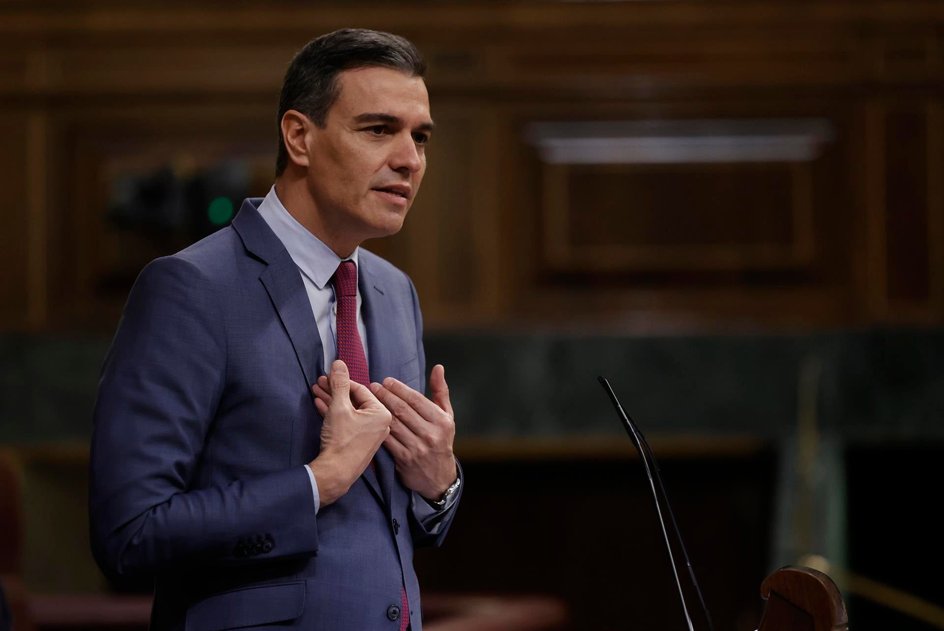 Tertulia: ¿Se está quitando Sánchez sus responsabilidades económicas al pedir unidad al resto de partidos? Tertulia: ¿Se está quitando Sánchez sus responsabilidades económicas al pedir unidad al resto de partidos?