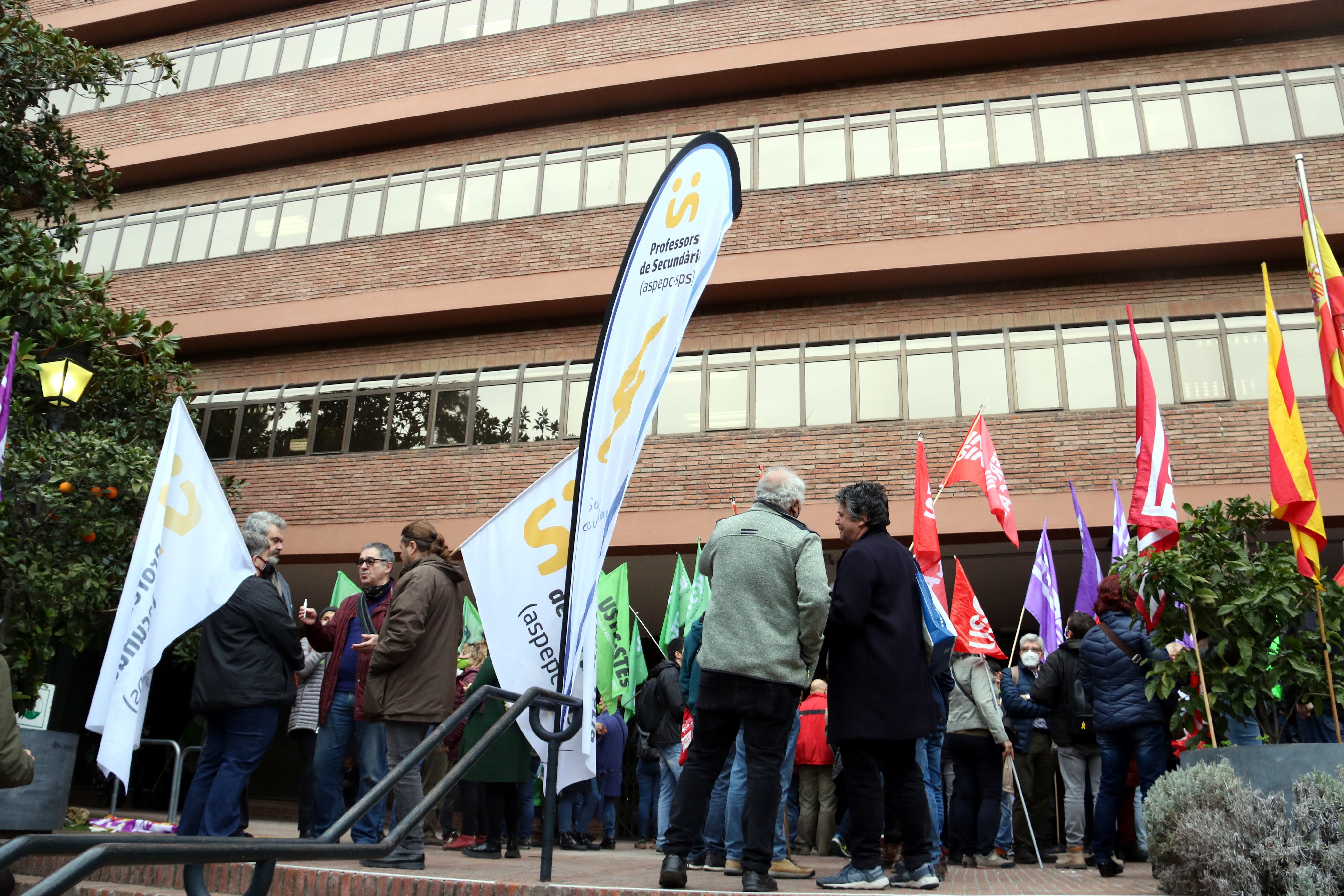 Nueva huelga de profesores en Cataluña el 25 de mayo y el 9 de junio Nueva huelga de profesores en Cataluña el 25 de mayo y el 9 de junio