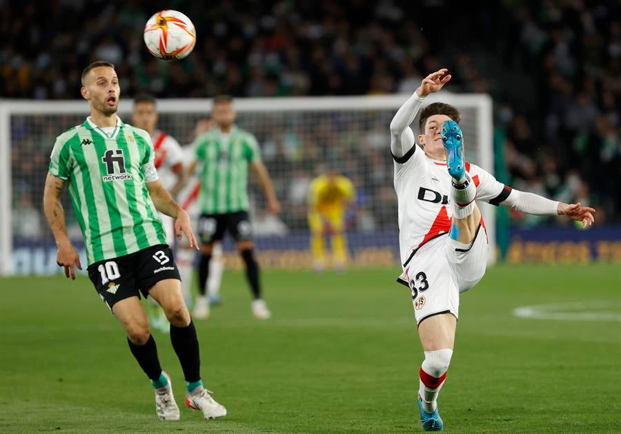 Canales y la conjura para ganar la Copa tras caer ante el Athletic Canales y la conjura para ganar la Copa tras caer ante el Athletic