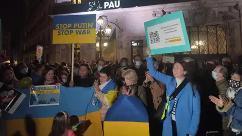 Concentración en la plaza de Cort, en Palma, contra la invasión rusa en Ucrania Concentración en la plaza de Cort, en Palma, contra la invasión rusa en Ucrania