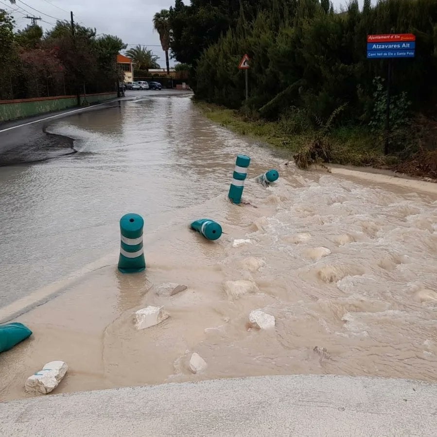 Las lluvias torrenciales en Elche dejan 101 litros en una hora en la zona de El Altet-Torrellano Las lluvias torrenciales en Elche dejan 101 litros en una hora en la zona de El Altet-Torrellano