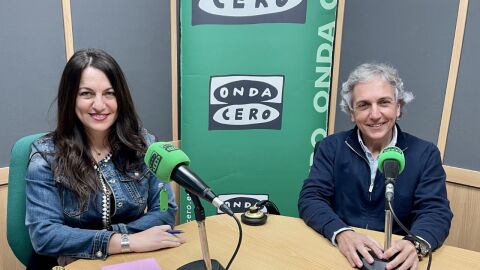 Ra&uacute;l M&eacute;rida y Luz Sig&uuml;enza