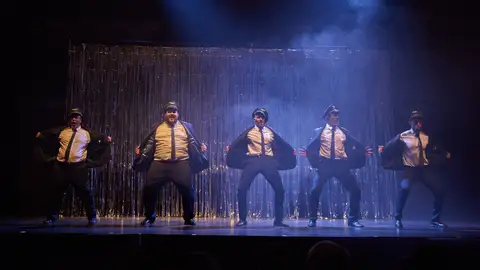 FULL MONTY TEATRO OLYMPIA