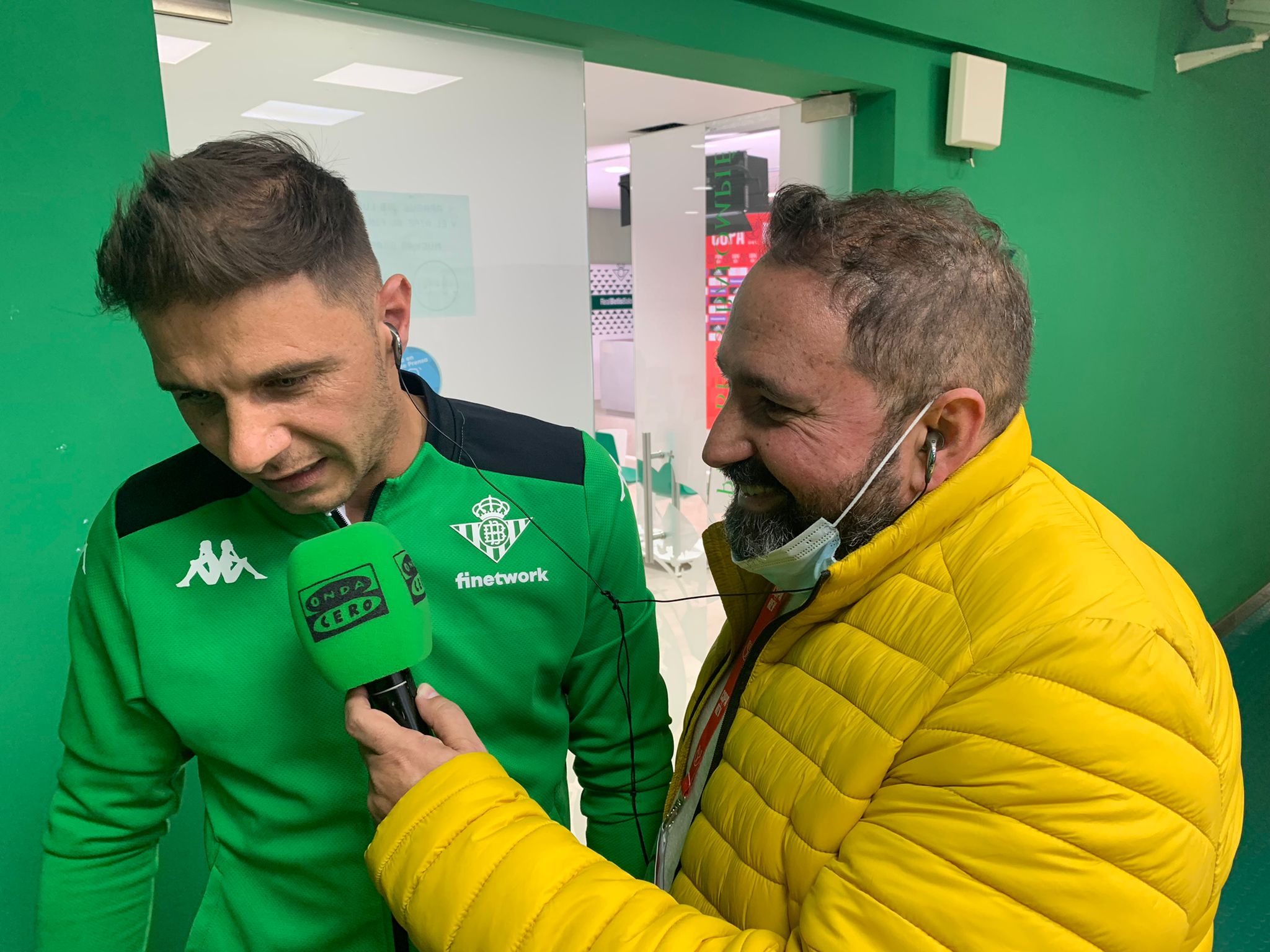 Joaquín: "No me puedo imaginar el día de mañana sin enfundarme la camiseta del Betis" Joaquín: "No me puedo imaginar el día de mañana sin enfundarme la camiseta del Betis"