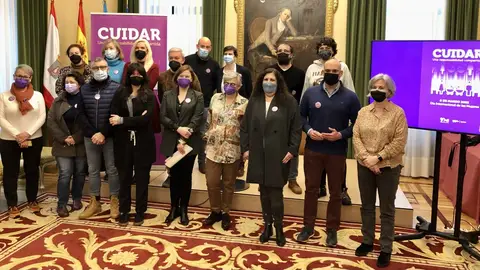 8M en Gijón Cuidar, una responsabilidad compartida