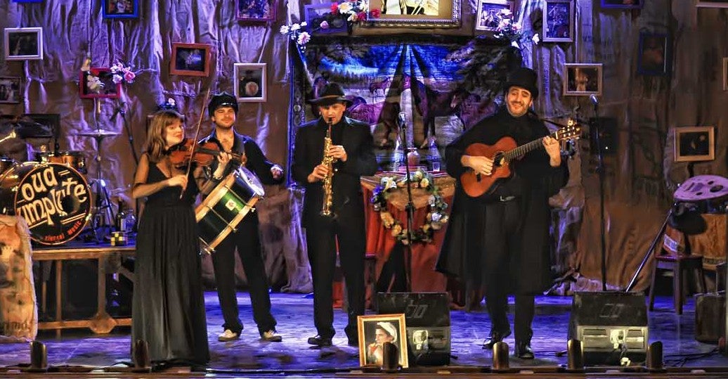 El Funeral Oua Umplute: música y humor por Ucrania El Funeral Oua Umplute: música y humor por Ucrania