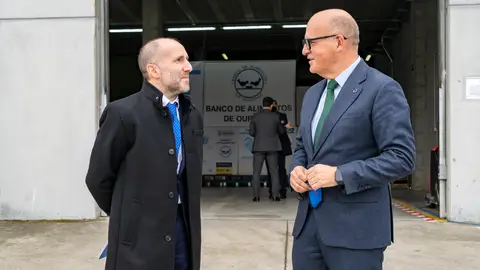 Deputación e Concello de Ourense enviarán axuda humanitaria para os refuxiados ucraínos Deputación e Concello de Ourense enviarán axuda humanitaria para os refuxiados ucraínos