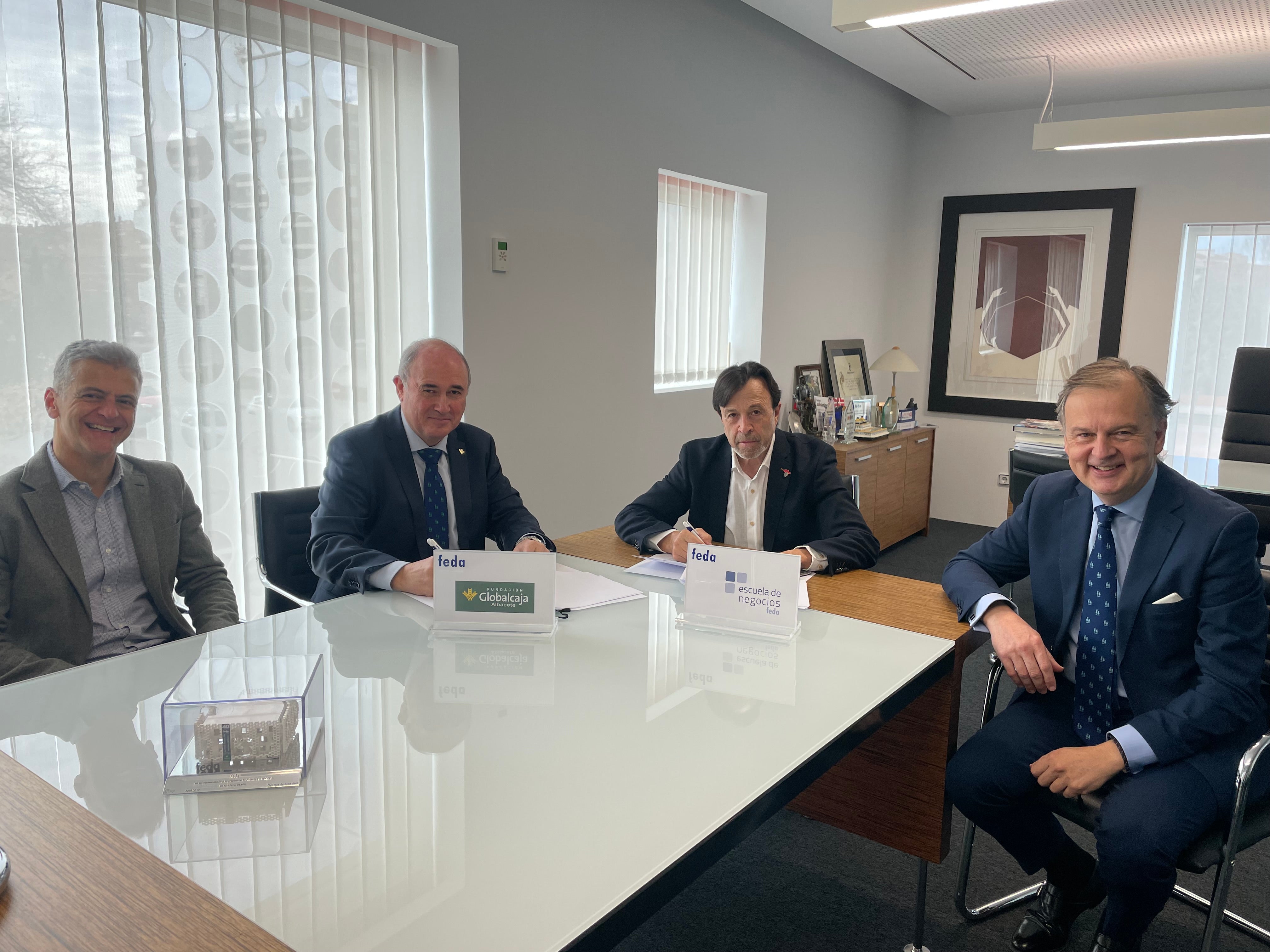 Fundación Globalcaja sigue apostando por la Escuela de Negocios de FEDA Fundación Globalcaja sigue apostando por la Escuela de Negocios de FEDA