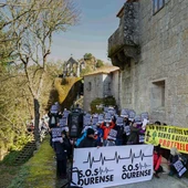 Nova manifestación para salvar o entorno de San Pedro de Rocas Nova manifestación para salvar o entorno de San Pedro de Rocas