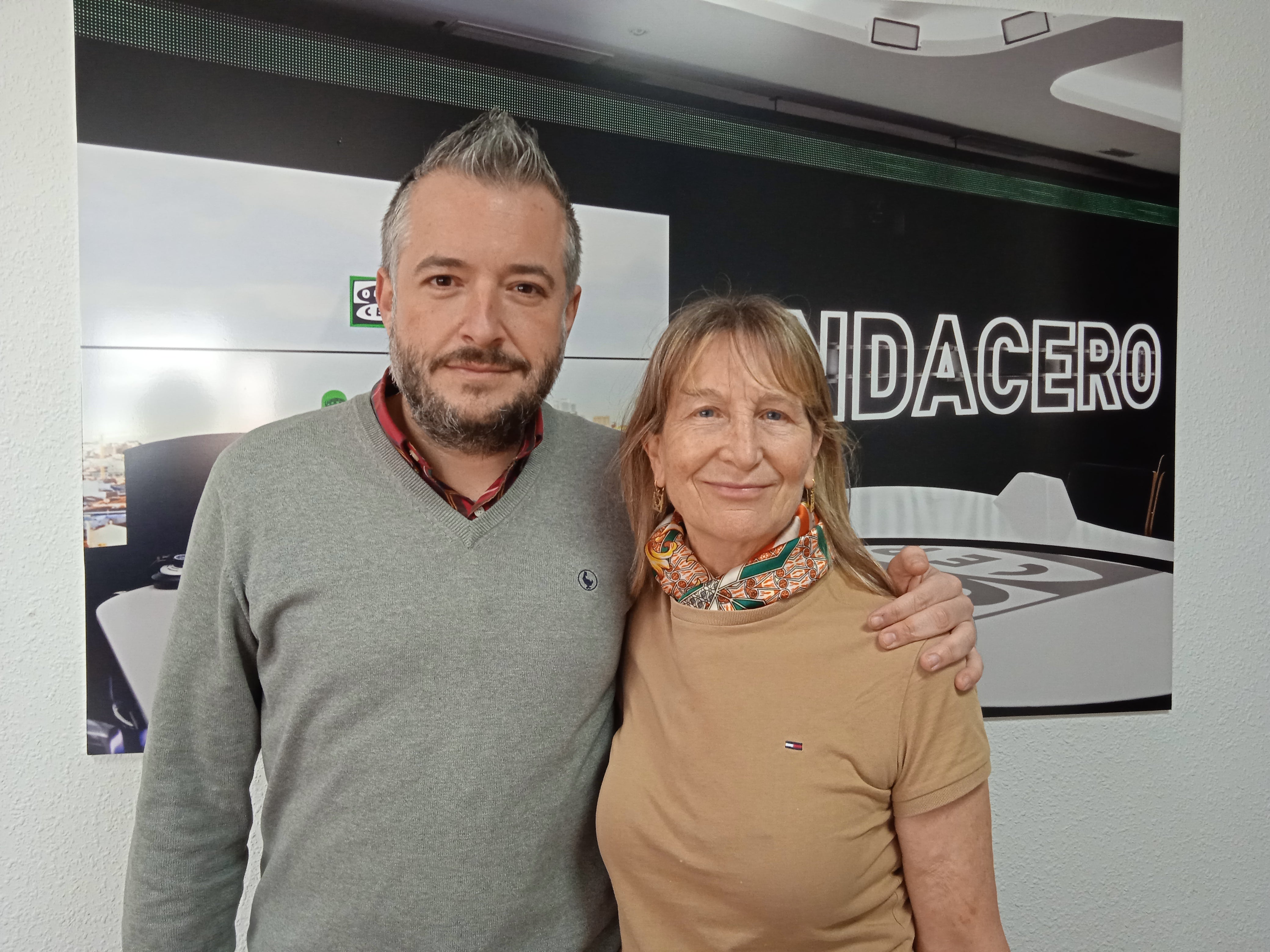 "Ocho relatos y una promesa" de Luis Giménez "Ocho relatos y una promesa" de Luis Giménez