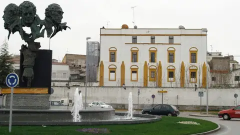 El muro del Palacio de Godoy de Badajoz comienza a derribarse a partir de este lunes Badajoz