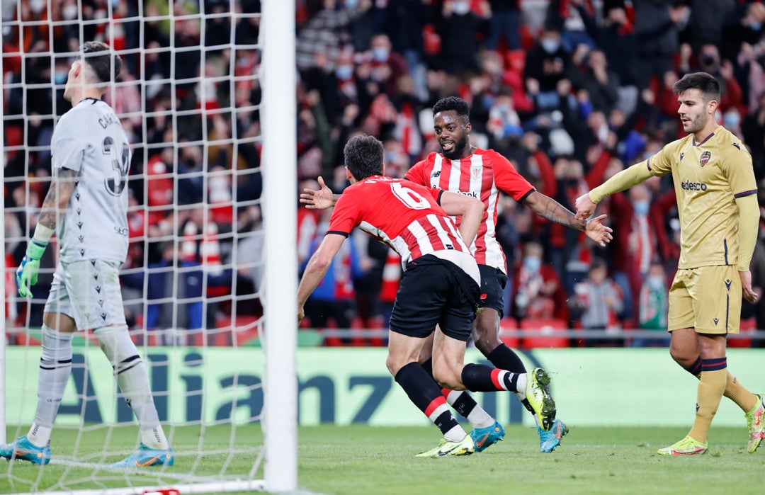 El Athletic frena al Levante y mira a Europa El Athletic frena al Levante y mira a Europa