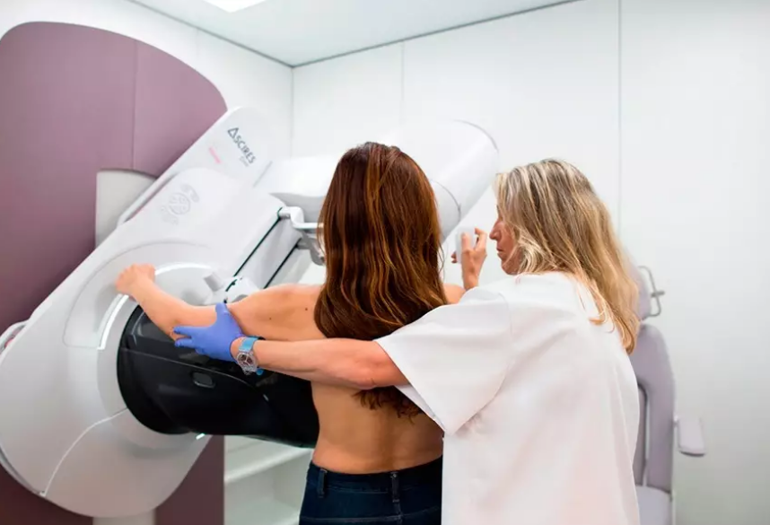 Una nueva opción basada en la inmunoterapia mejora la supervivencia del cáncer de mama más agresivo Una nueva opción basada en la inmunoterapia mejora la supervivencia del cáncer de mama más agresivo