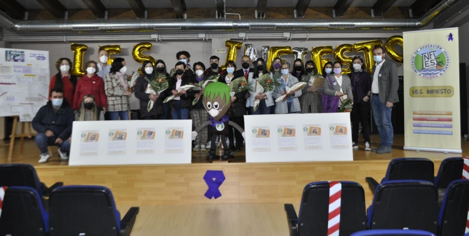 El IES de Infiesto se vuelca con el Día Internacional de la Mujer El IES de Infiesto se vuelca con el Día Internacional de la Mujer