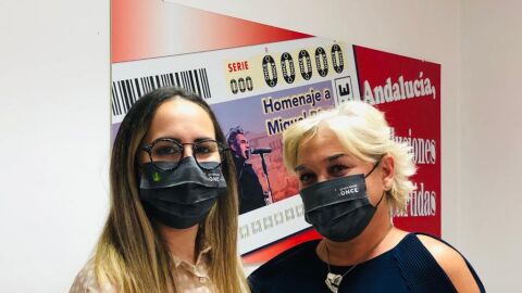 Luisa Maria Jiménez: "A nivel de dirección, en mi zona ahora somos más mujeres que hombres" Luisa Maria Jiménez: "A nivel de dirección, en mi zona ahora somos más mujeres que hombres"