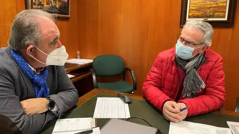 Santibáñez de la Peña presenta un nuevo proyecto para la construcción de un albergue y centro de interpretación Montaña Palentina