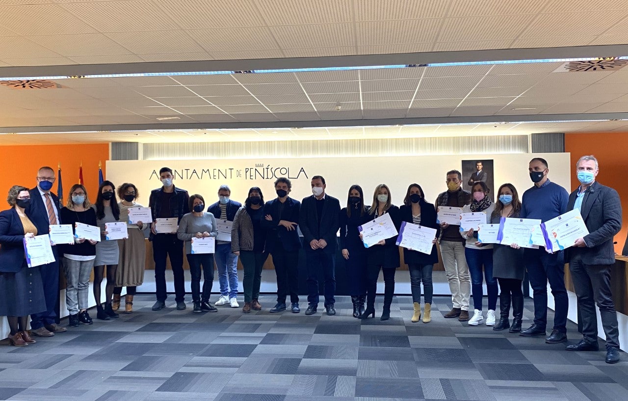 Una treintena de empresas de Peñíscola reciben los distintivos de calidad SICTED Una treintena de empresas de Peñíscola reciben los distintivos de calidad SICTED