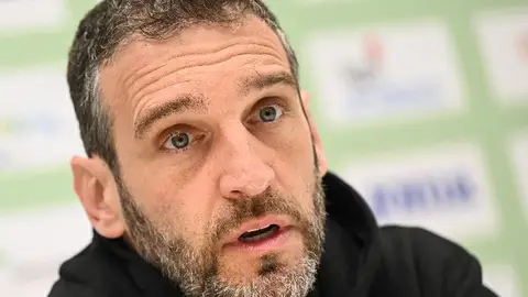 El entrenador del Unicaja, Ibon Navarro El entrenador del Unicaja, Ibon Navarro
