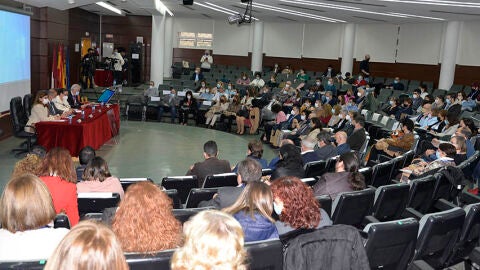 La jornada se celebra en el aula magna de la Biblioteca General del campus de Ciudad Real La jornada se celebra en el aula magna de la Biblioteca General del campus de Ciudad Real