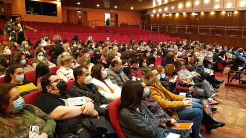Los participantes en el Plan de Empleo han sido recibidos en el Teatro Quijano Los participantes en el Plan de Empleo han sido recibidos en el Teatro Quijano