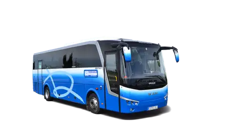 Una expedición lleva a Polonia dos autobuses llenos de ayuda y traerá a Sevilla a casi 100 ucranianos Una expedición lleva a Polonia dos autobuses llenos de ayuda y traerá a Sevilla a casi 100 ucranianos