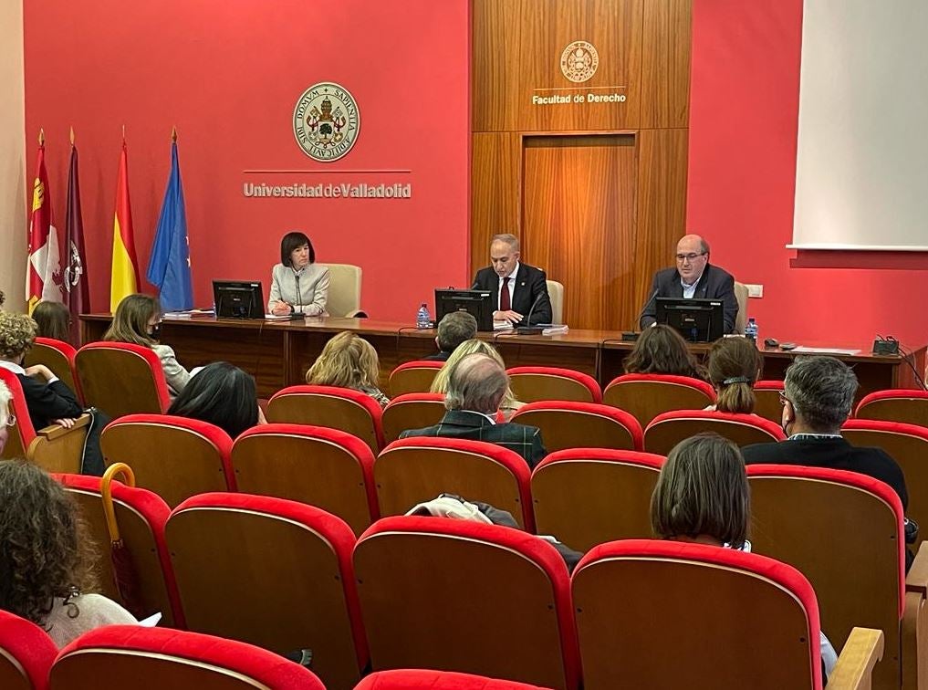 Elecciones a rector en la UVA: conoce a los tres candidatos Elecciones a rector en la UVA: conoce a los tres candidatos