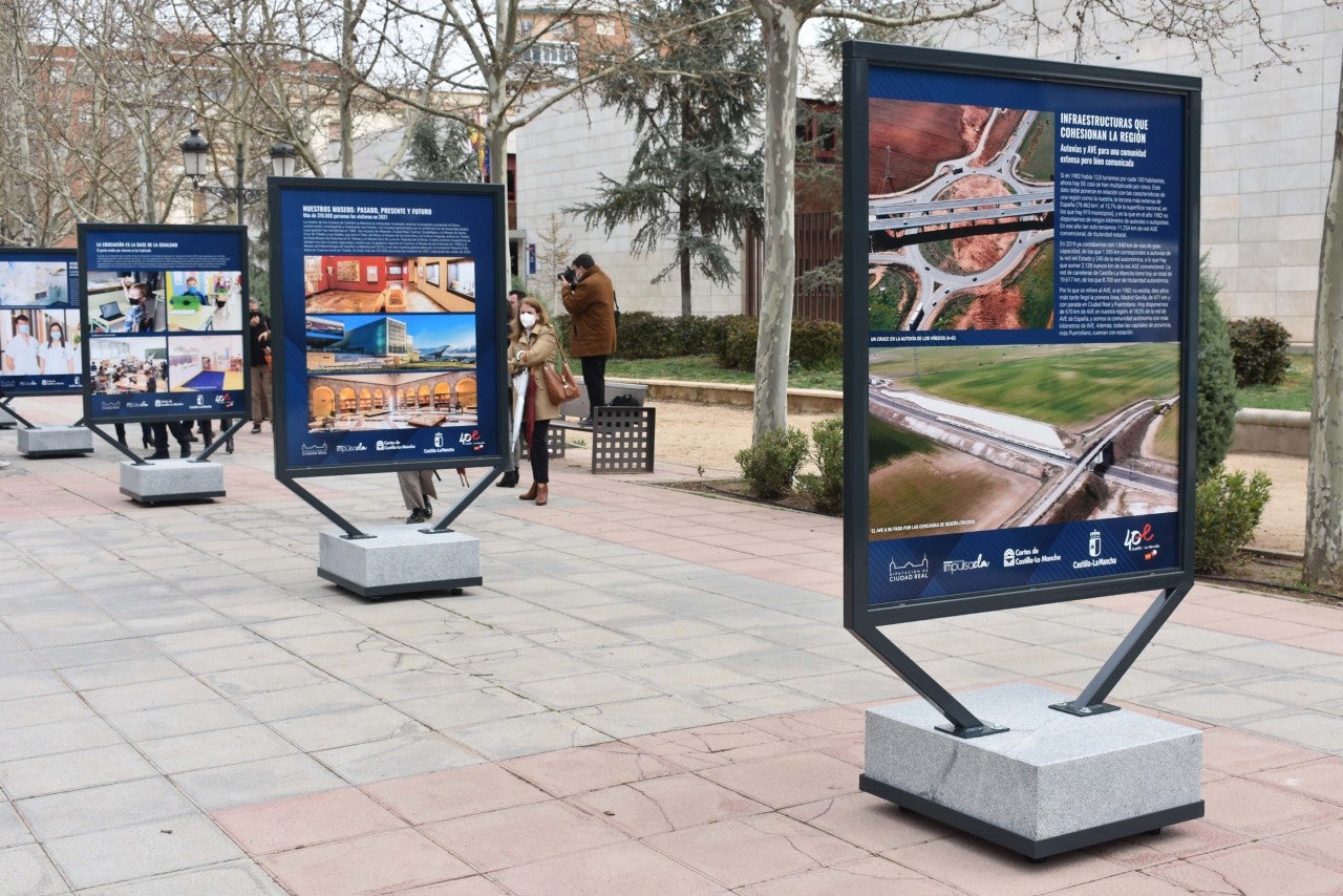 La exposición del 40 aniversario del Estatuto de CLM inicia su recorrido en Ciudad Real La exposición del 40 aniversario del Estatuto de CLM inicia su recorrido en Ciudad Real
