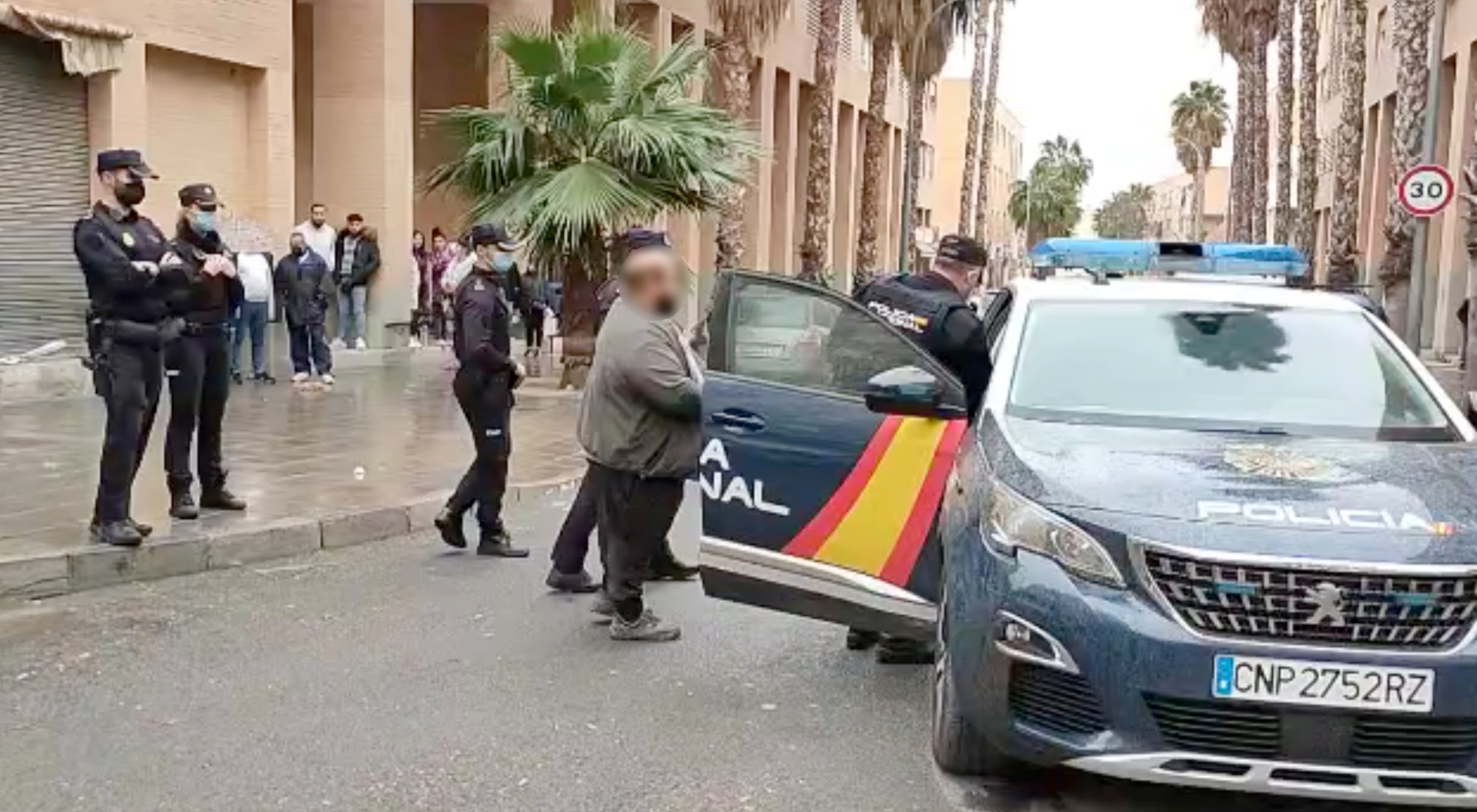 Dispara al marido de su hermana en Alicante en venganza por haberla maltratado Dispara al marido de su hermana en Alicante en venganza por haberla maltratado