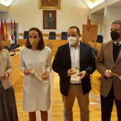 Presentación de los piperos para las procesiones de Semana Santa Presentación de los piperos para las procesiones de Semana Santa