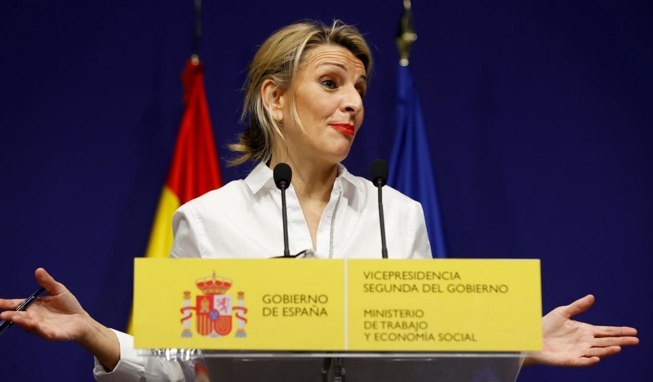 Los trabajadores cobran 1.000 euros más al mes en el sector público que en el privado Los trabajadores cobran 1.000 euros más al mes en el sector público que en el privado