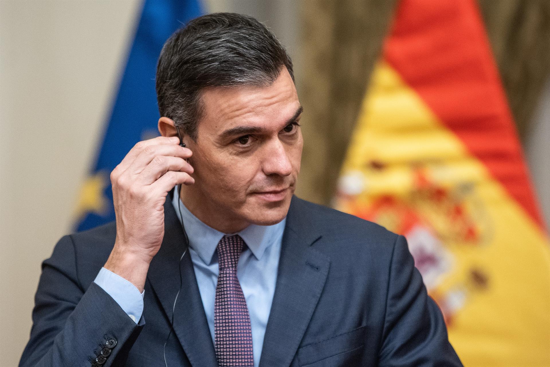 La brújula de la economía: ¿Es viable el plan anticrisis de Pedro Sánchez? La brújula de la economía: ¿Es viable el plan anticrisis de Pedro Sánchez?