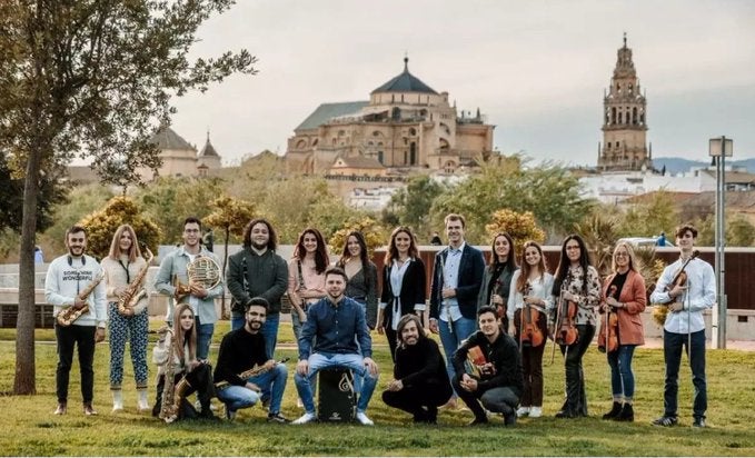 La Orquesta Sinfónica Flamenca de España se presentará en sociedad en la Fundación Cajasol en Córdoba La Orquesta Sinfónica Flamenca de España se presentará en sociedad en la Fundación Cajasol en Córdoba
