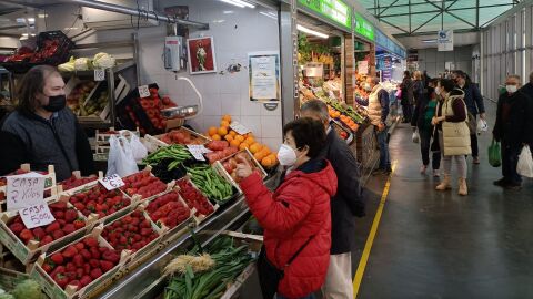 Noticias Mediod&iacute;a Huelva desde el Mercado del Carmen